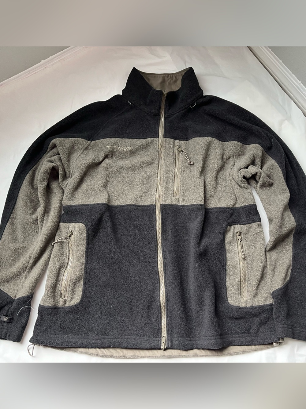 Columbia Titanium Men's Jacket - Khaki & Black Size XXL